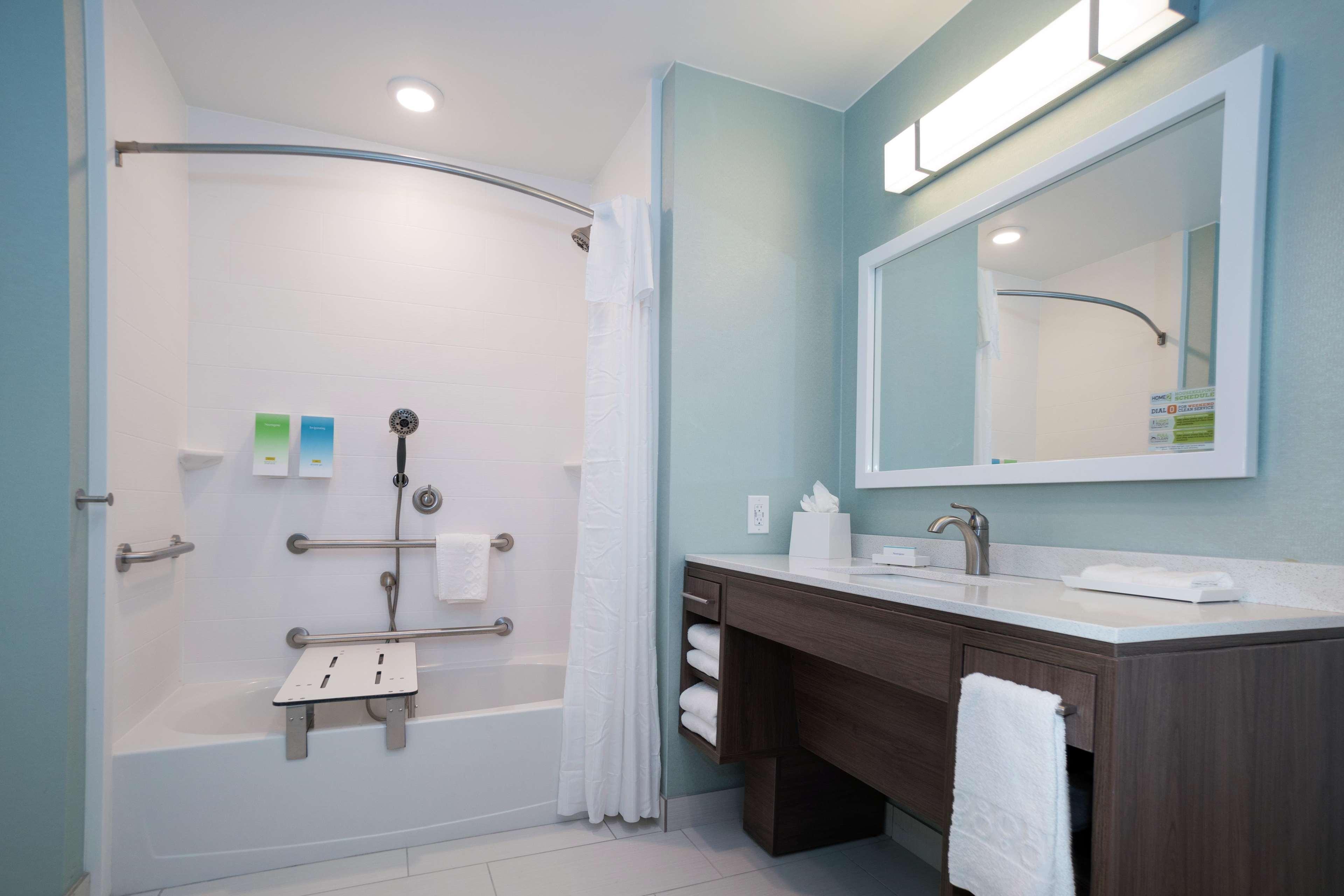 Home2 Suites By Hilton Jackson Flowood Airport Area Exteriör bild